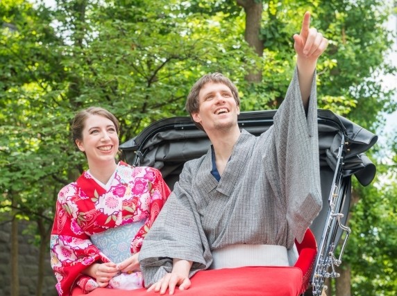 お客様の5割以上が外国籍の方で英語が活かせる求人を集めました！
※閑散期など時期によっては英語を使える機会が少なくなることもあります。