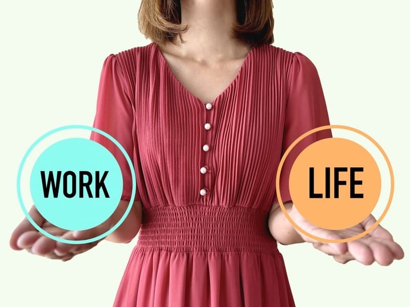 ワークライフバランスの向上残業が少ないことで、プライベートの時間を確保しやすく、心身のリフレッシュが可能になります。

特にリゾート地での勤務は、働きながらその地域の自然や観光を楽しむことができるため、バランスを大切にしたい求職者にとって大きな魅力です。